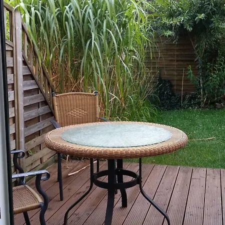 Ferienwohnung Chic - Landpension شقة